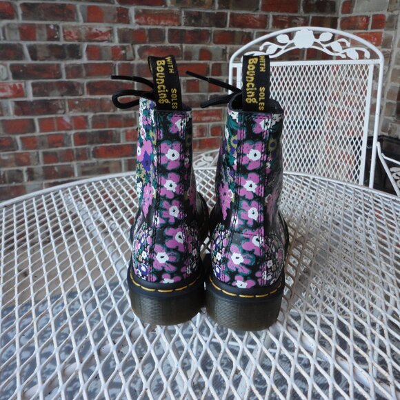 DR MARTENS Women's Multi-color Floral Lace Up 1460 Pascal Combat Boots Size 5 - Picture 7 of 7